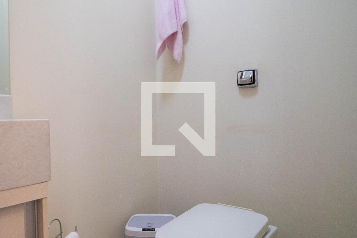 Casa à Venda - Swiss Park, 3 Quartos,  215 m2 em , Campinas - sp | SoloBR