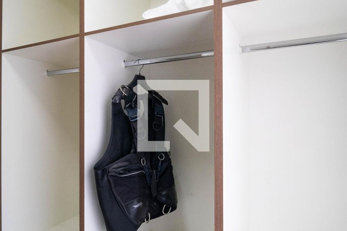 Casa à Venda - Swiss Park, 3 Quartos,  215 m2 em , Campinas - sp | SoloBR