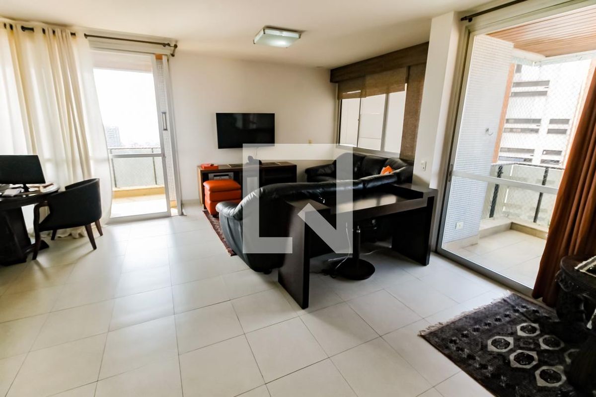 Apartamento, 4 quartos, 198 m² - Foto 6