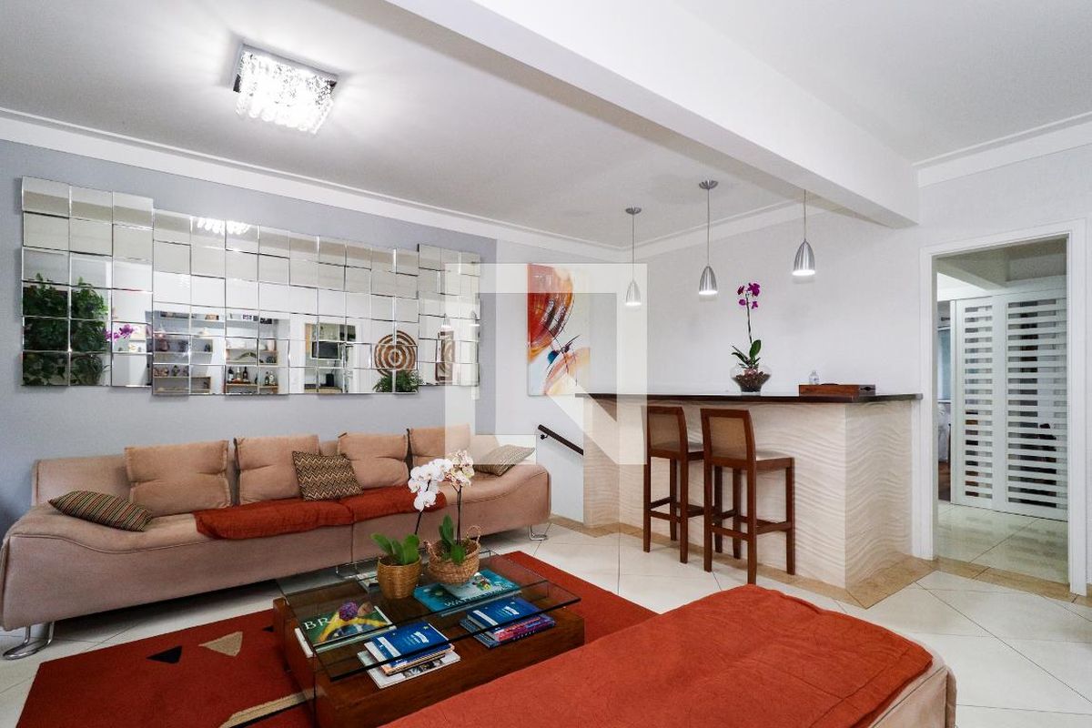 Casa, 3 quartos, 108 m² - Foto 1