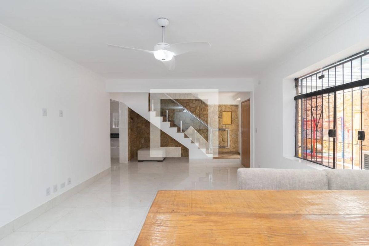 Casa, 2 quartos, 300 m² - Foto 1