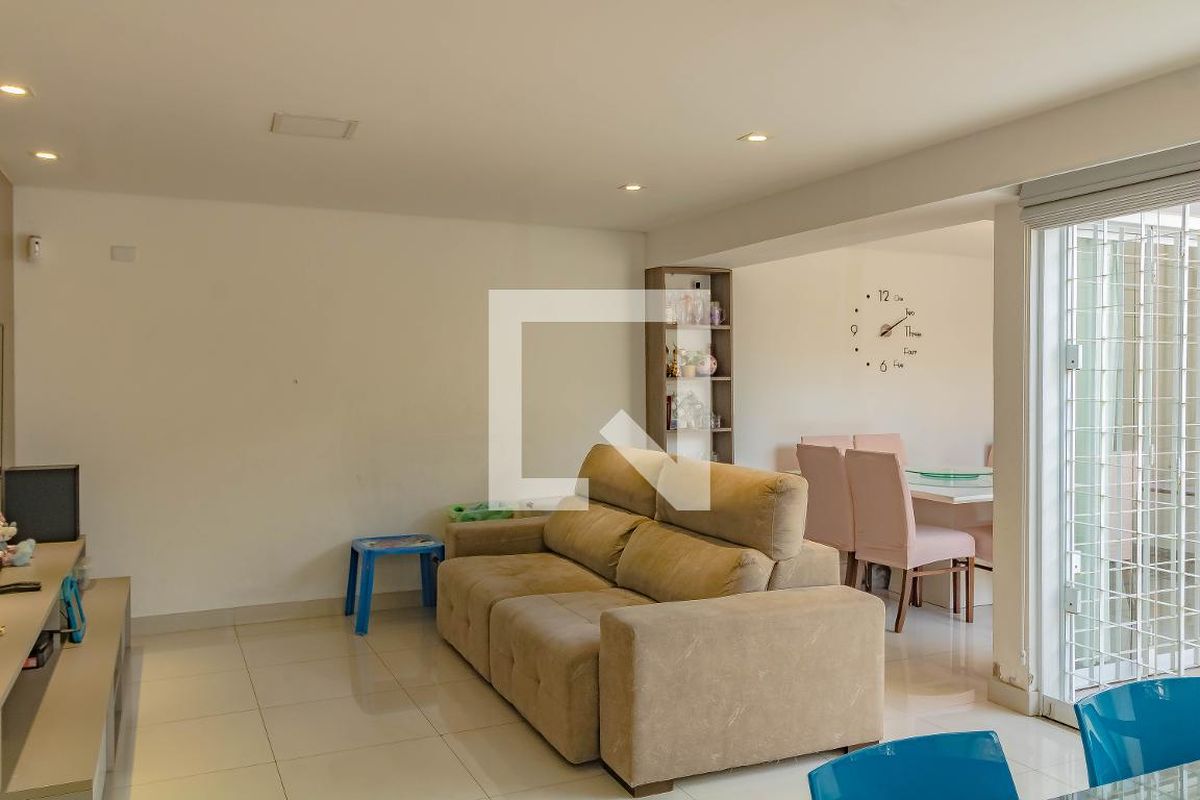 Casa, 3 quartos, 160 m² - Foto 2