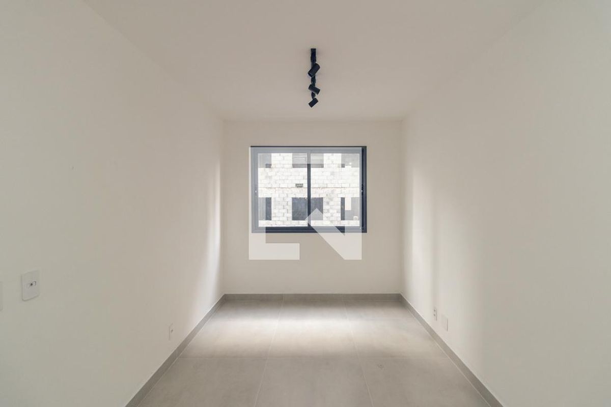 Apartamento, 1 quarto, 27 m² - Foto 4