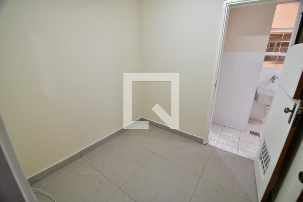 Apartamento à Venda - Cambuí, 2 Quartos,  145 m2 em , Campinas - sp | SoloBR