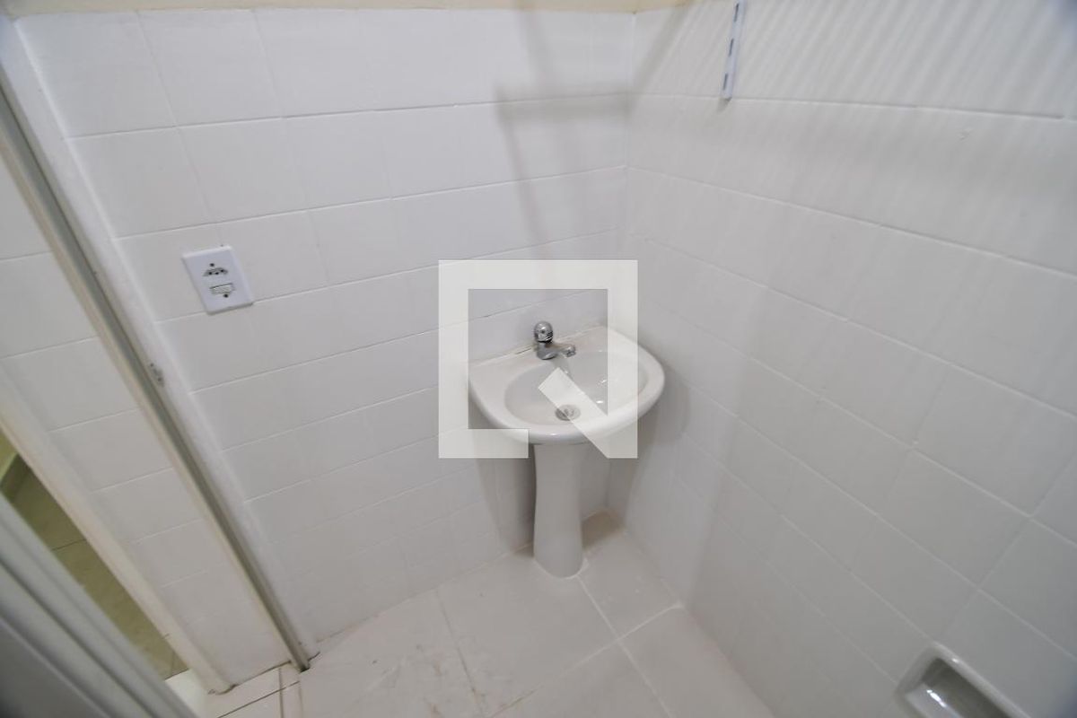 Apartamento à Venda - Cambuí, 2 Quartos,  145 m2 em , Campinas - sp | SoloBR