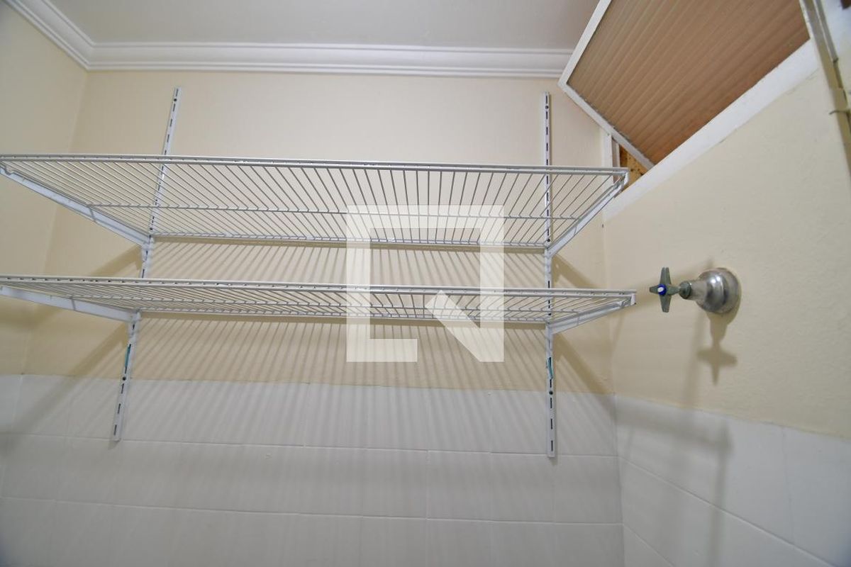 Apartamento à Venda - Cambuí, 2 Quartos,  145 m2 em , Campinas - sp | SoloBR