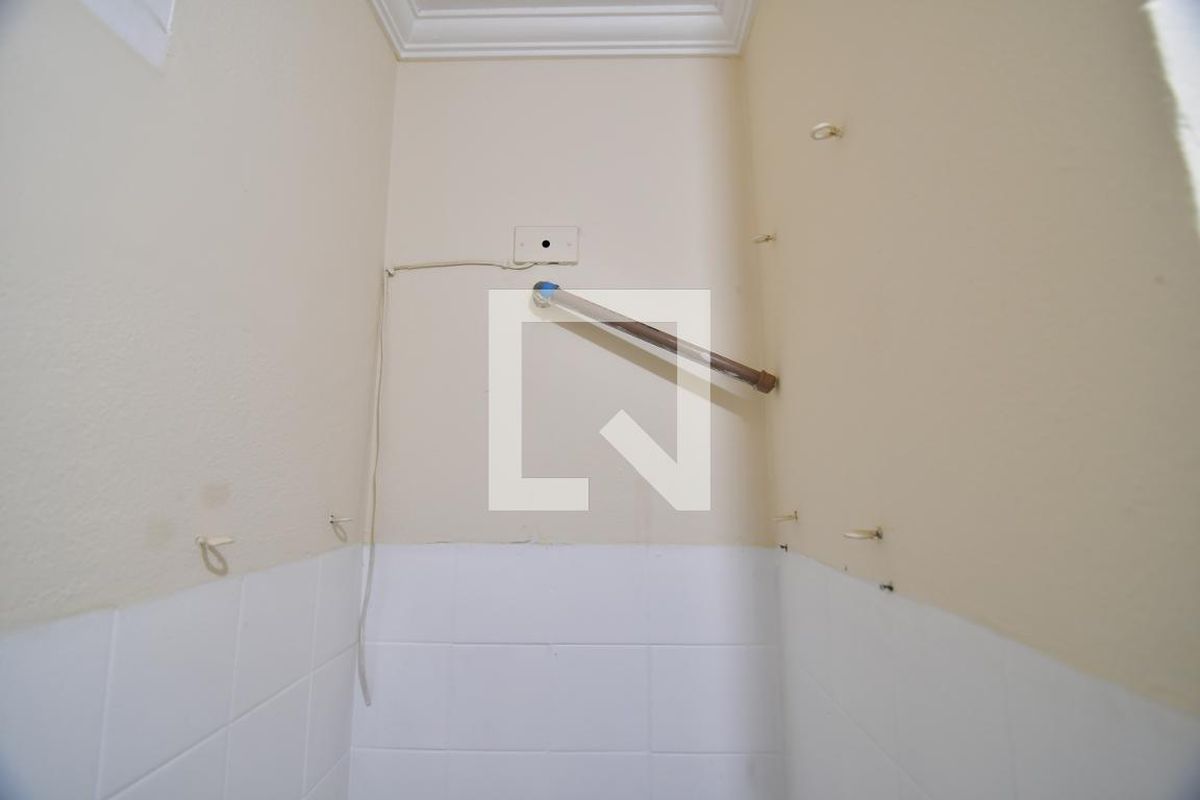 Apartamento à Venda - Cambuí, 2 Quartos,  145 m2 em , Campinas - sp | SoloBR