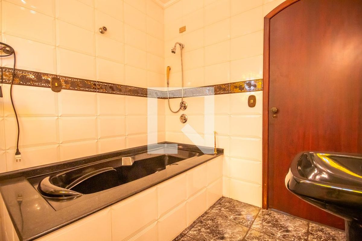 Casa, 4 quartos, 948 m² - Foto 42