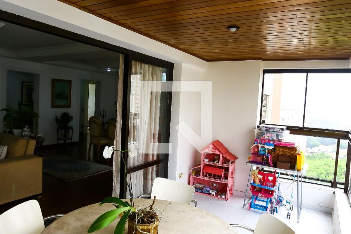 Apartamento, 4 quartos, 193 m² - Foto 18