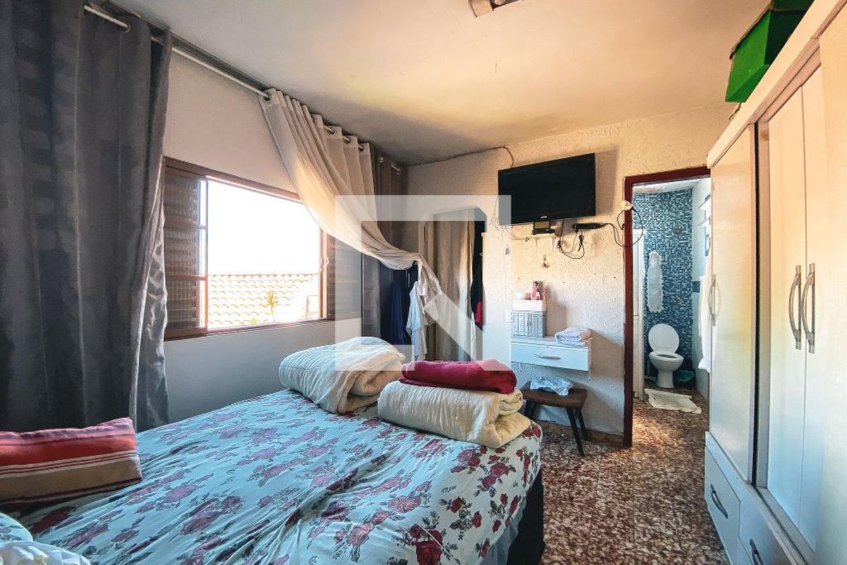 Casa, 6 quartos, 200 m² - Foto 22