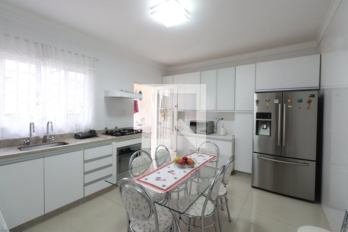 Casa, 2 quartos, 200 m² - Foto 48