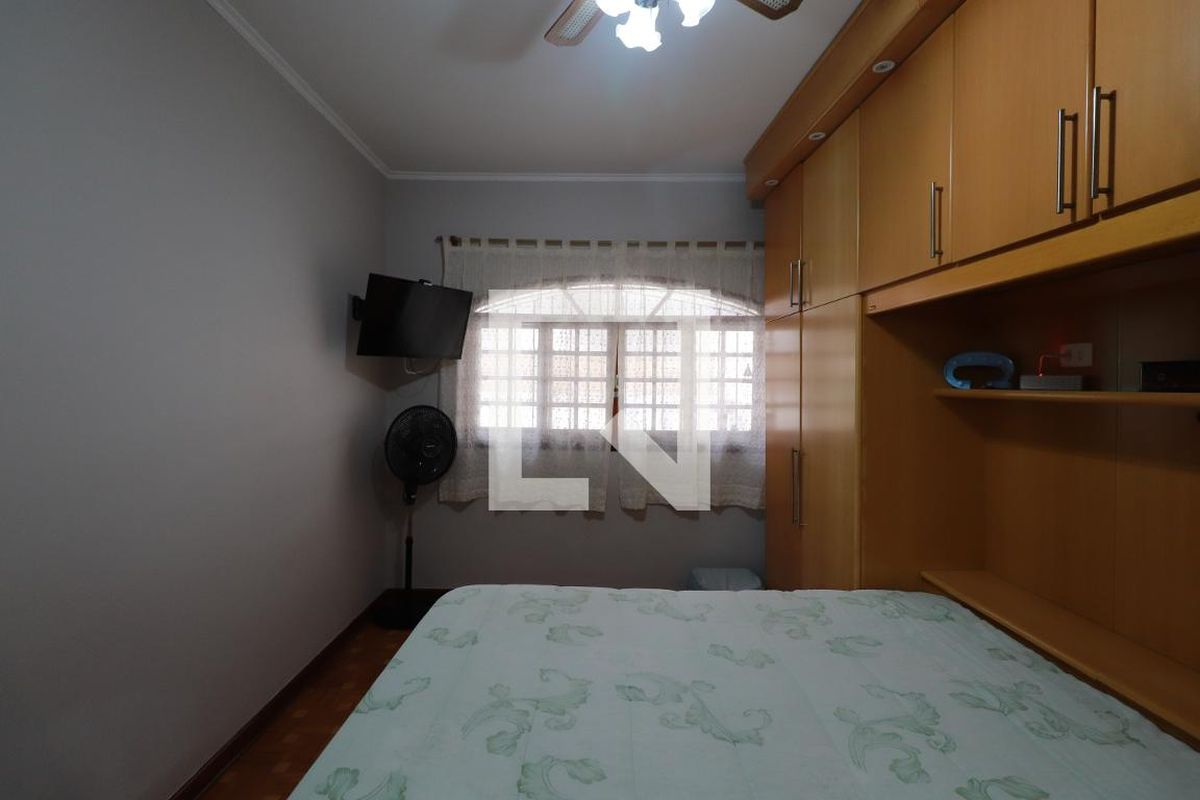 Casa, 2 quartos, 200 m² - Foto 20