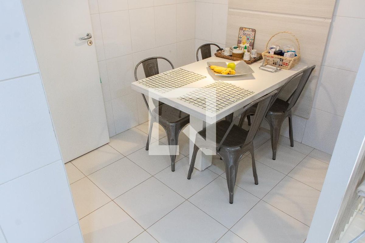 Apartamento à Venda - Lot. Alphaville Campinas, 3 Quartos,  137 m2 em , Campinas - sp | SoloBR