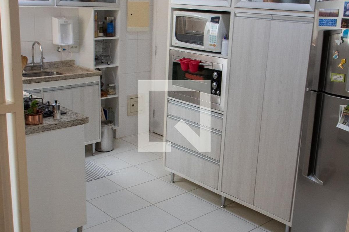 Apartamento à Venda - Lot. Alphaville Campinas, 3 Quartos,  137 m2 em , Campinas - sp | SoloBR