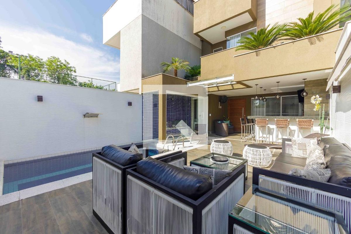 Casa, 4 quartos, 240 m² - Foto 12
