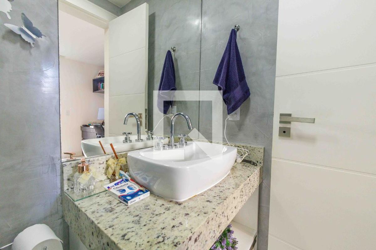 Casa, 4 quartos, 240 m² - Foto 58