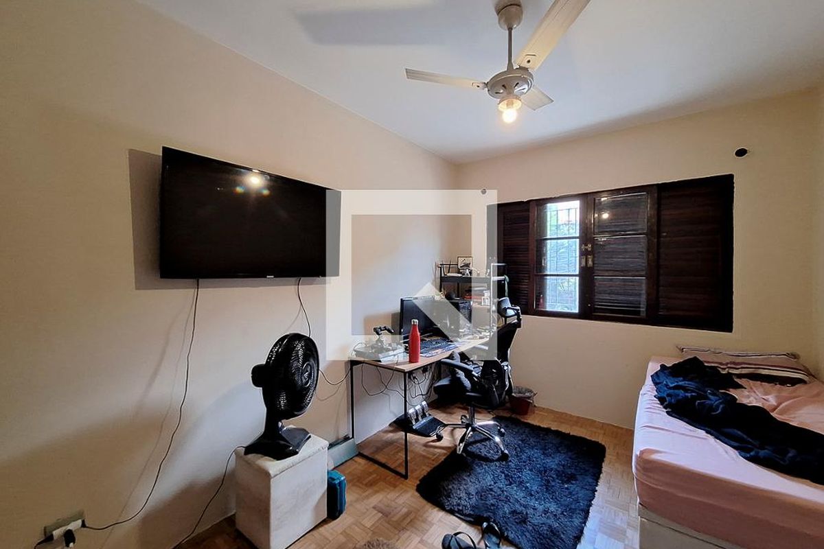 Casa, 4 quartos, 250 m² - Foto 28