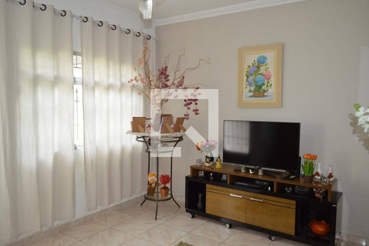 Casa, 2 quartos, 300 m² - Foto 2