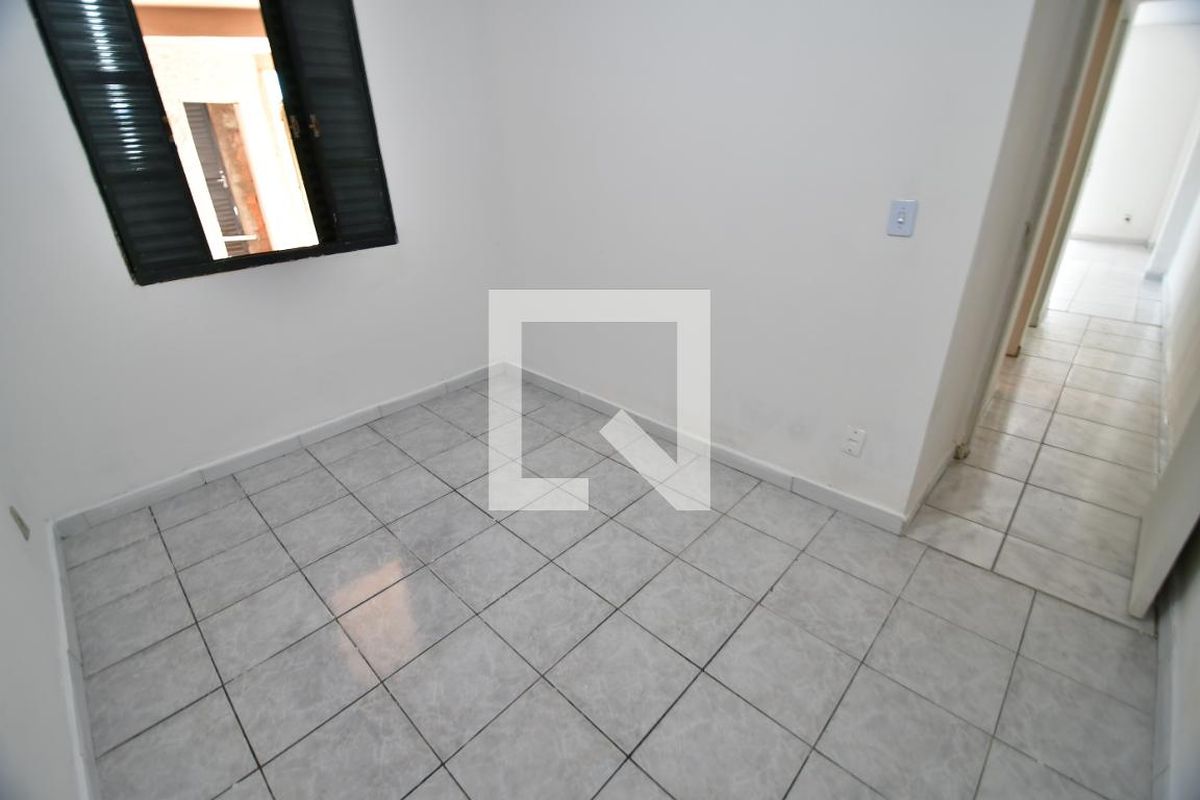 Casa à Venda - Jardim Santana, 3 Quartos,  80 m2 em , Campinas - sp | SoloBR