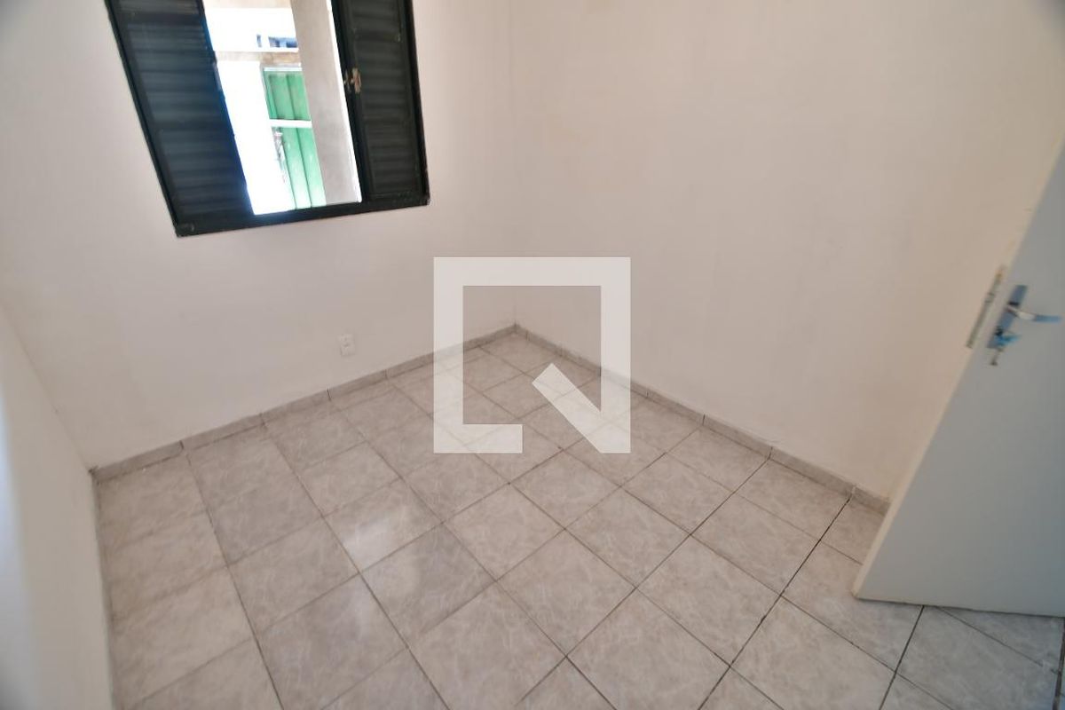 Casa à Venda - Jardim Santana, 3 Quartos,  80 m2 em , Campinas - sp | SoloBR