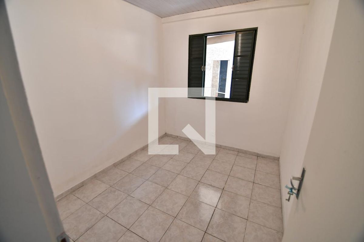 Casa à Venda - Jardim Santana, 3 Quartos,  80 m2 em , Campinas - sp | SoloBR