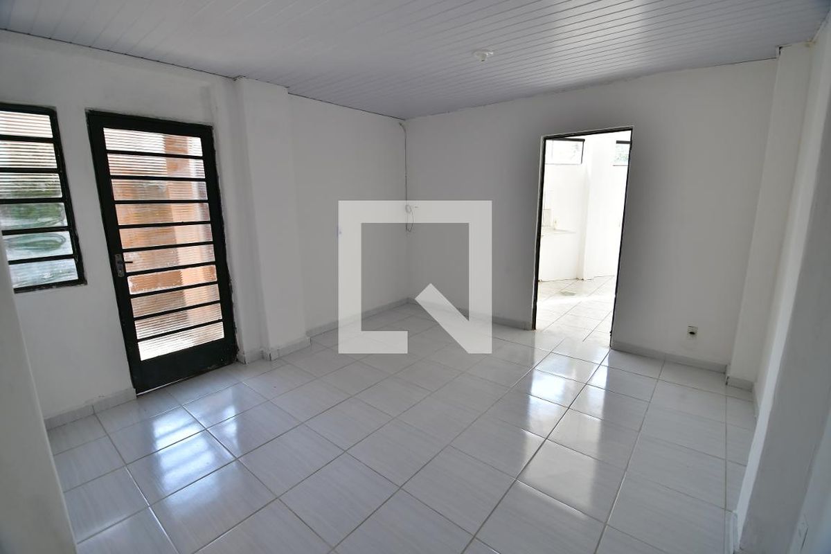 Casa à Venda - Jardim Santana, 3 Quartos,  80 m2 em , Campinas - sp | SoloBR