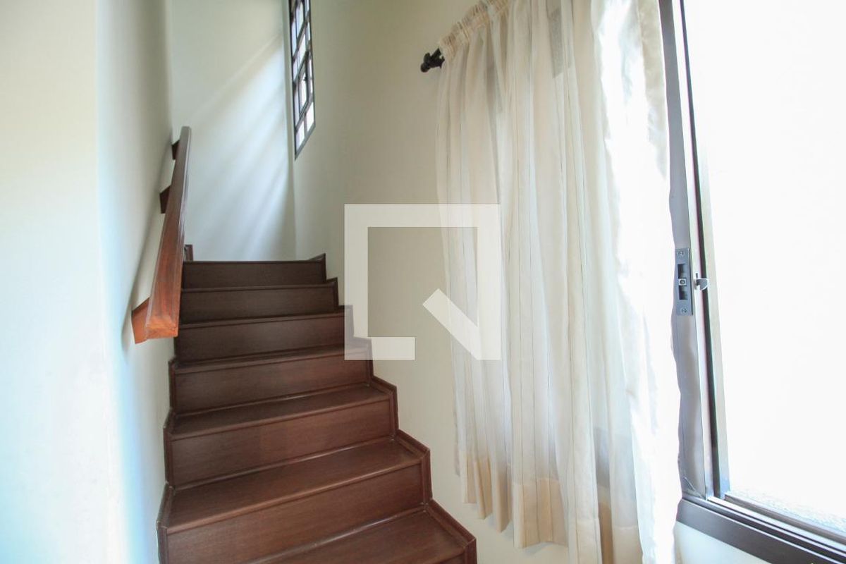 Casa, 3 quartos, 271 m² - Foto 28