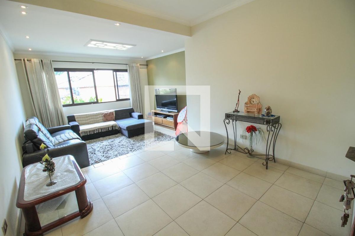 Casa, 3 quartos, 271 m² - Foto 10