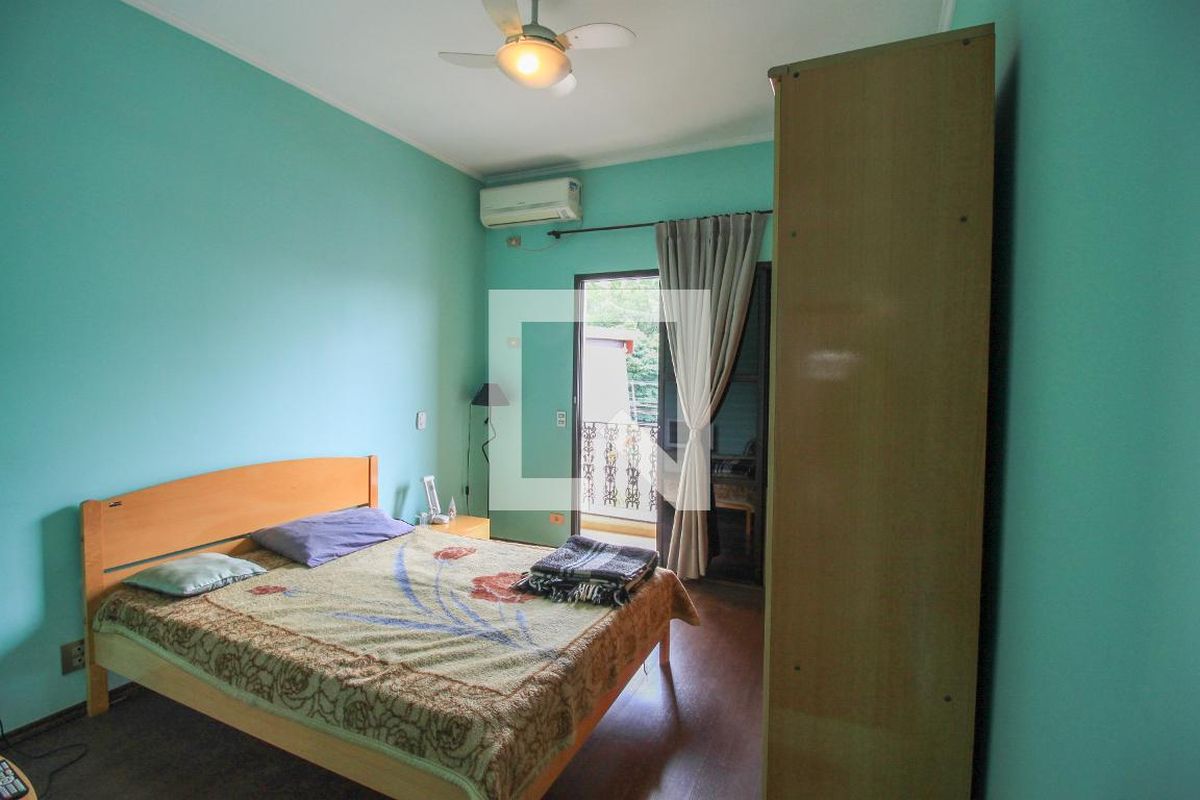 Casa, 3 quartos, 271 m² - Foto 30