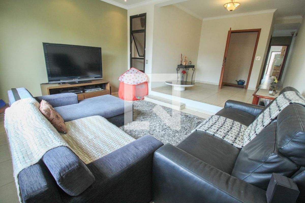 Casa, 3 quartos, 271 m² - Foto 6