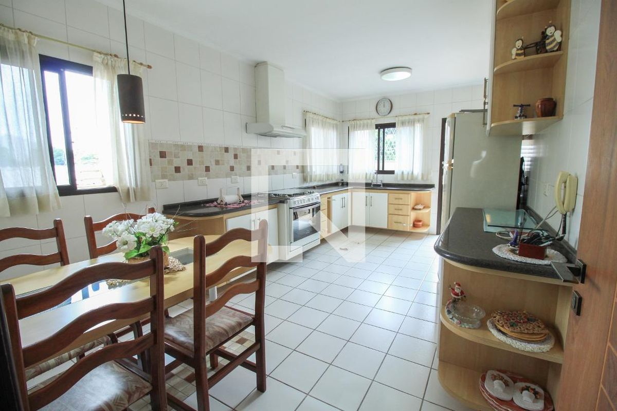 Casa, 3 quartos, 271 m² - Foto 92