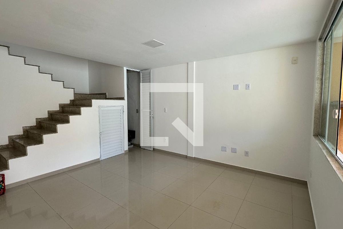 Casa, 2 quartos, 220 m² - Foto 2