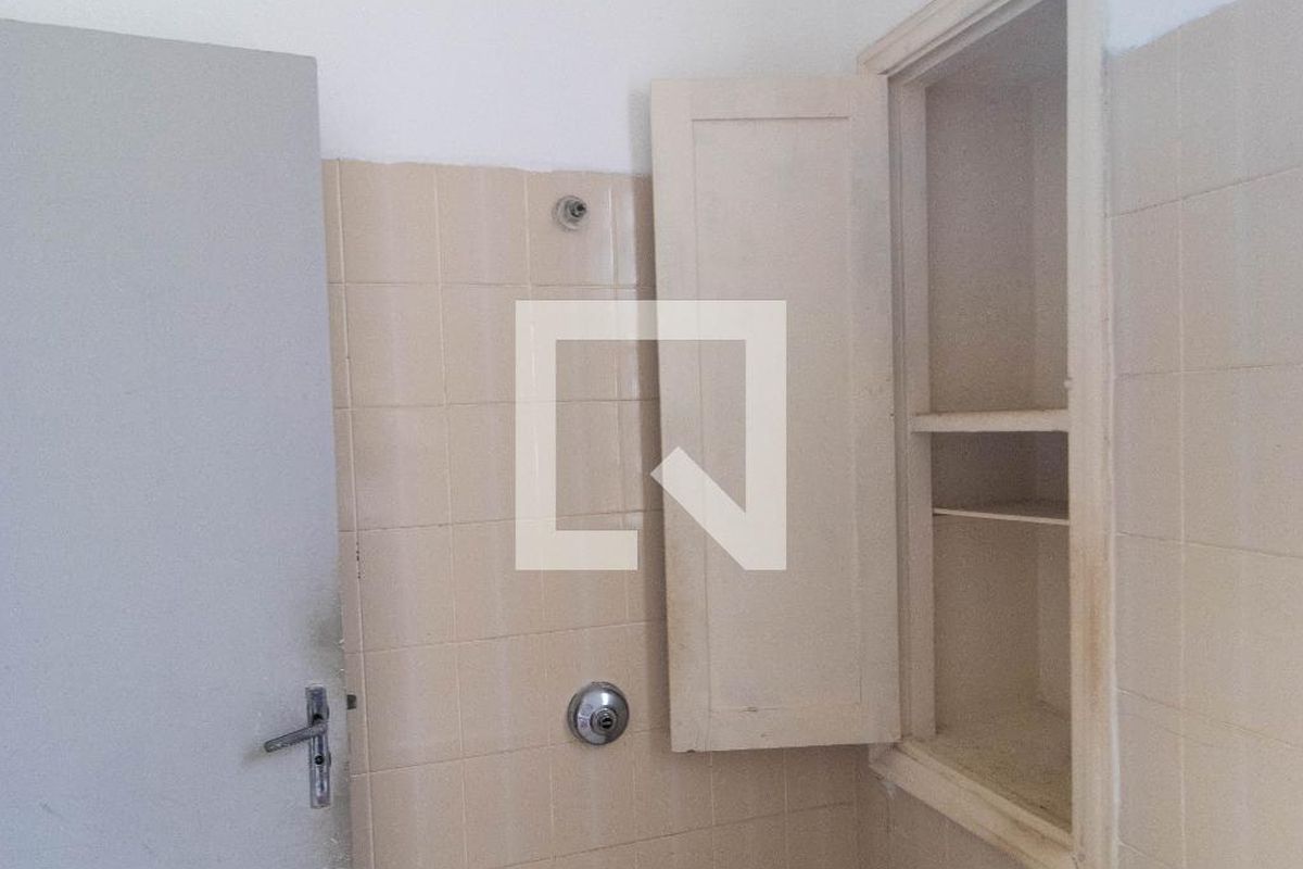 Casa à Venda - Bosque, 3 Quartos,  185 m2 em , Campinas - sp | SoloBR