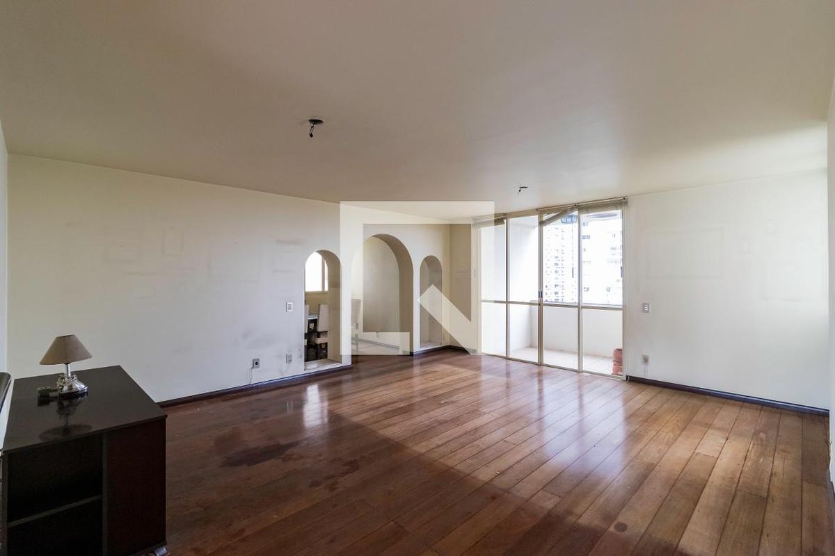Apartamento, 3 quartos, 195 m² - Foto 3