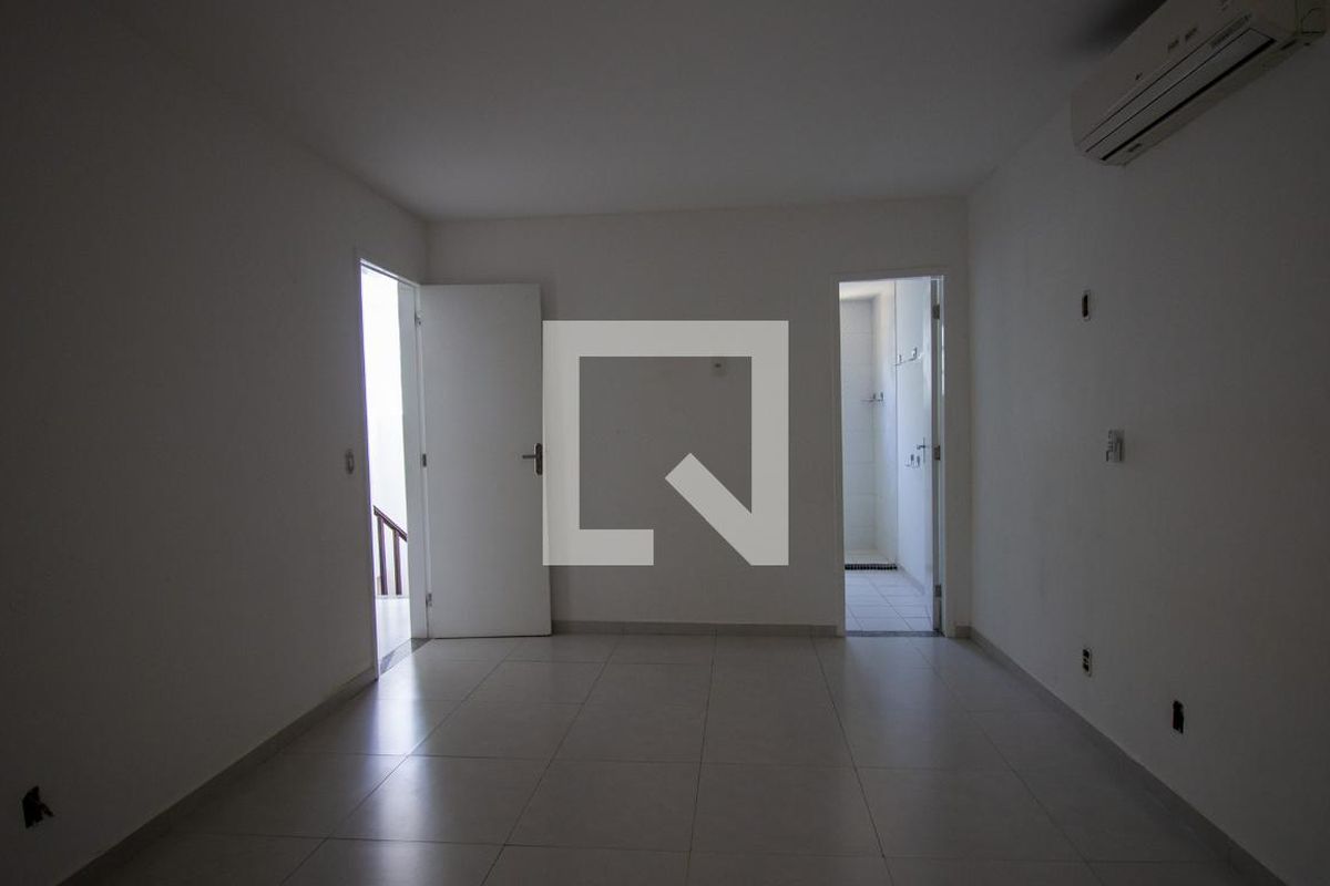 Casa, 3 quartos, 250 m² - Foto 12
