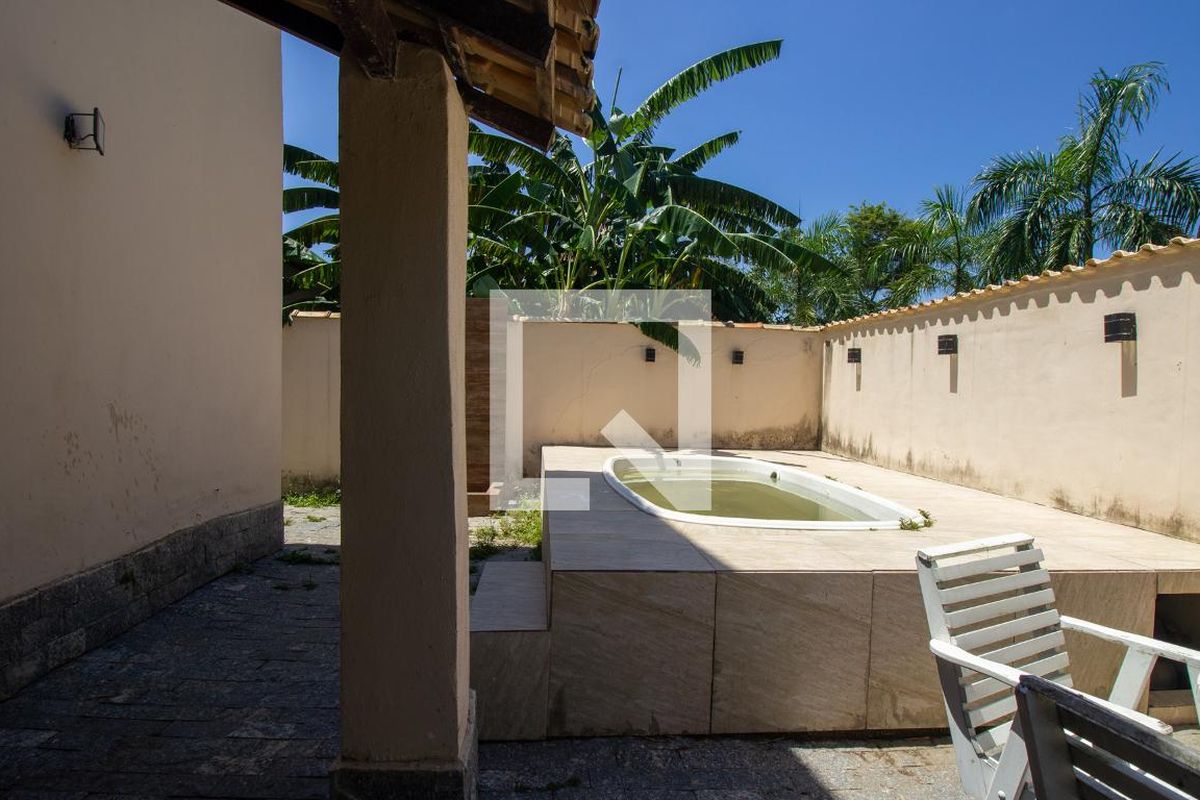 Casa, 3 quartos, 250 m² - Foto 36