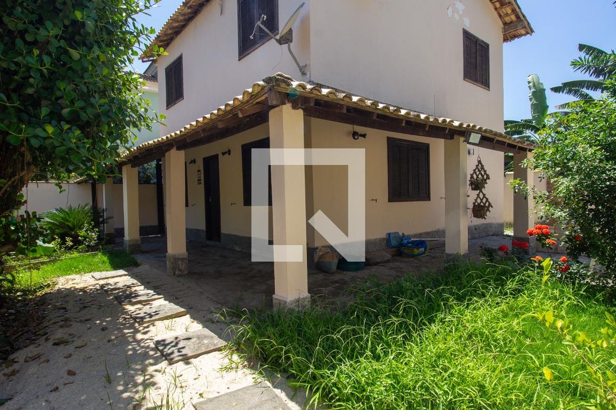 Casa, 3 quartos, 250 m² - Foto 35