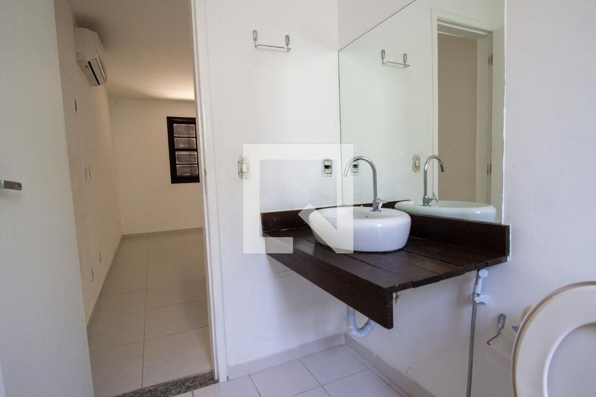 Casa, 3 quartos, 250 m² - Foto 16
