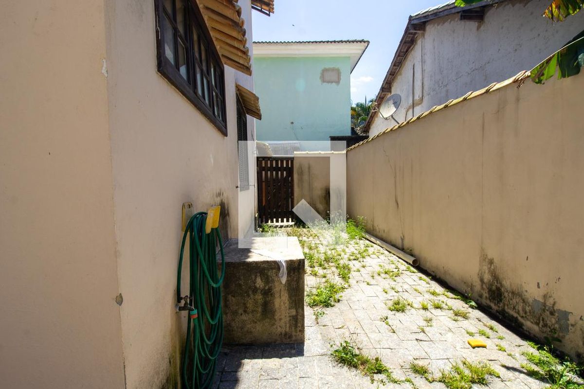 Casa, 3 quartos, 250 m² - Foto 40