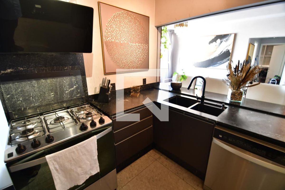 Apartamento à Venda - Centro, 2 Quartos,  115 m2 em , Campinas - sp | SoloBR