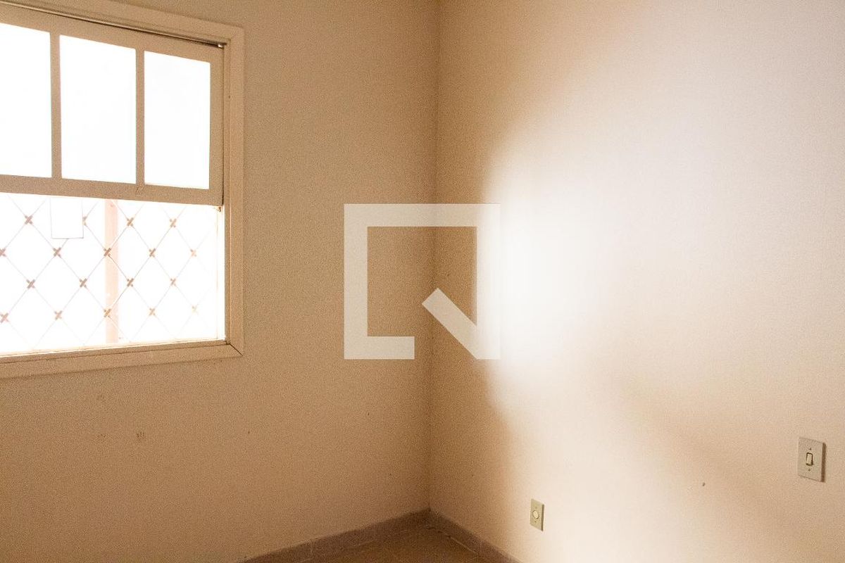 Casa à Venda - Bosque, 5 Quartos,  221 m2 em , Campinas - sp | SoloBR