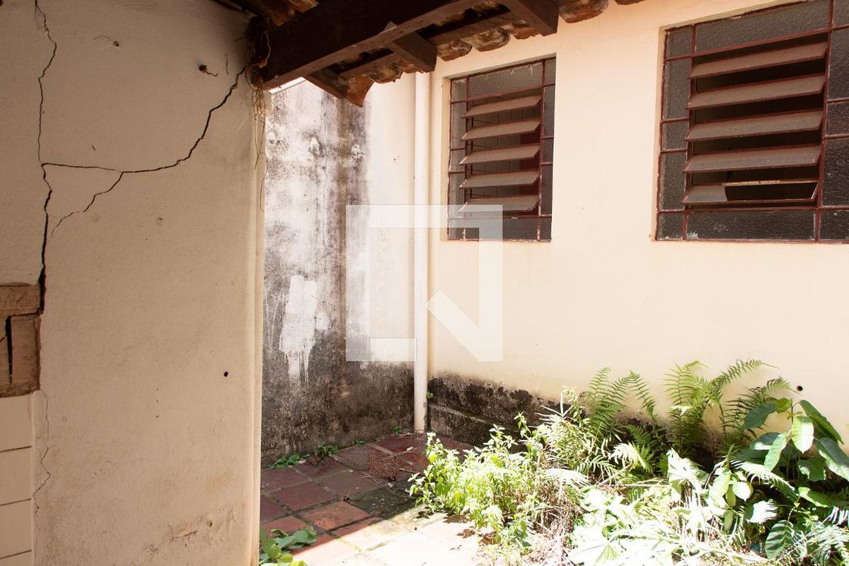 Casa à Venda - Bosque, 5 Quartos,  221 m2 em , Campinas - sp | SoloBR