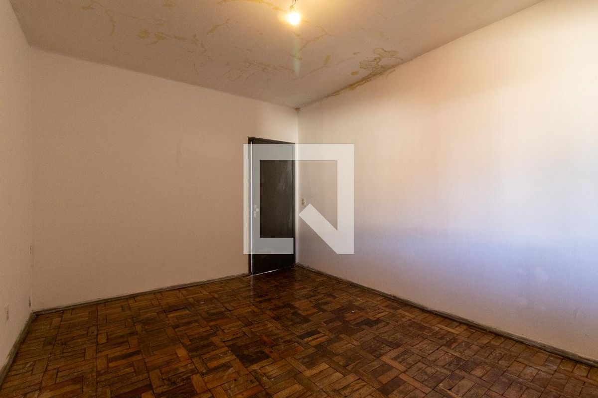 Casa à Venda - Jardim Santana, 2 Quartos,  385 m2 em , Campinas - sp | SoloBR