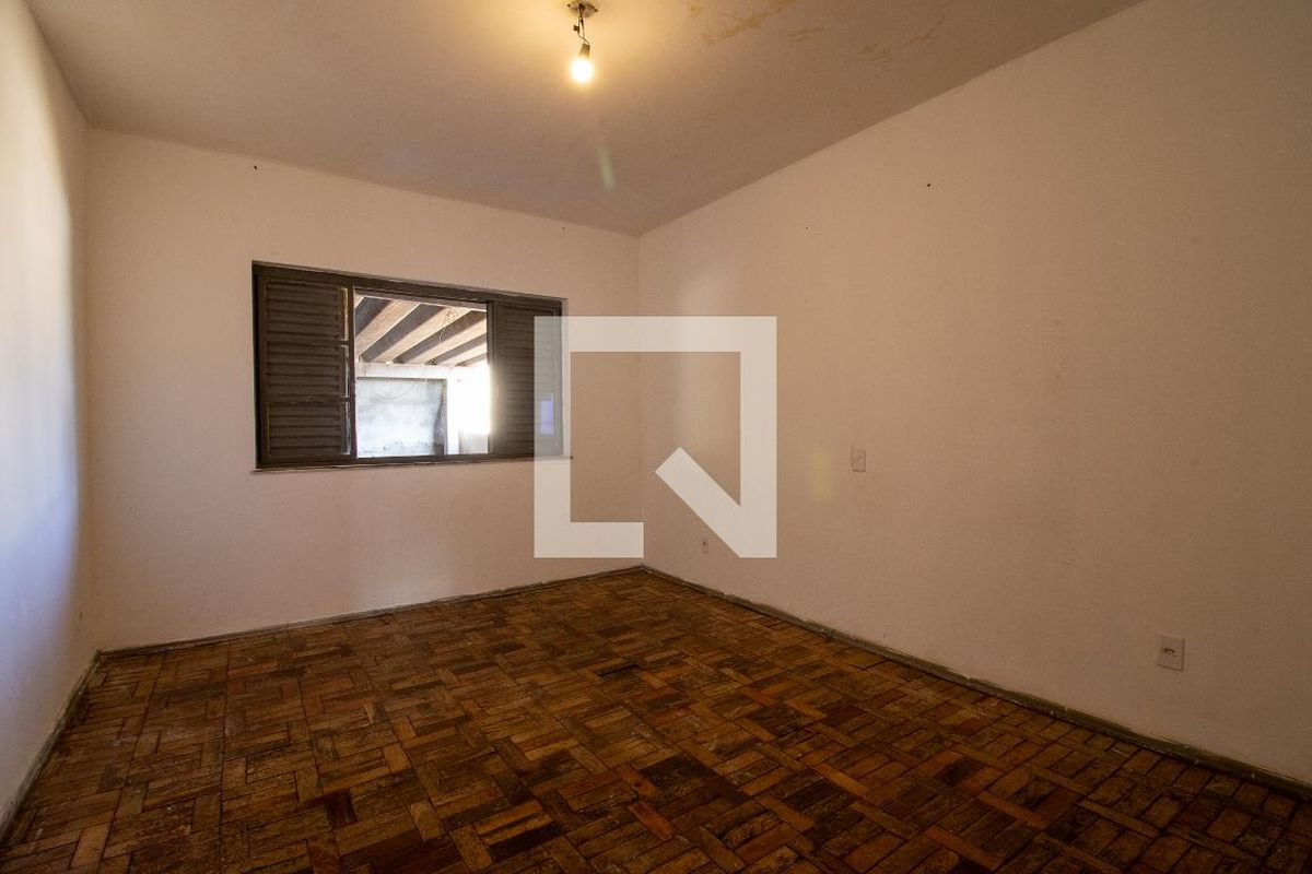 Casa à Venda - Jardim Santana, 2 Quartos,  385 m2 em , Campinas - sp | SoloBR