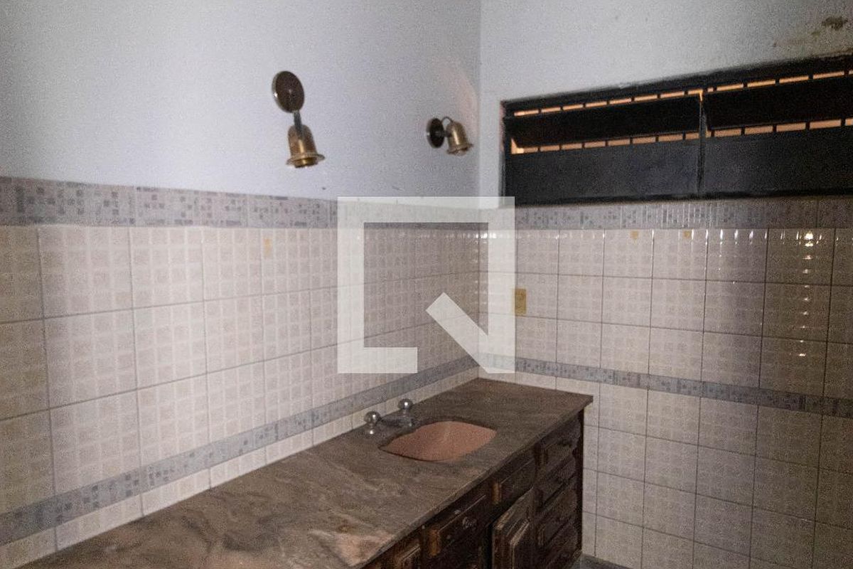 Casa à Venda - Nova Campinas, 4 Quartos,  357 m2 em , Campinas - sp | SoloBR