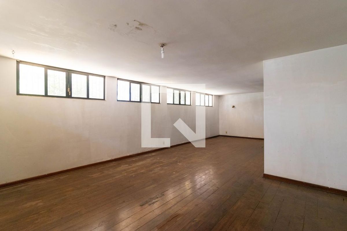 Casa à Venda - Nova Campinas, 4 Quartos,  357 m2 em , Campinas - sp | SoloBR