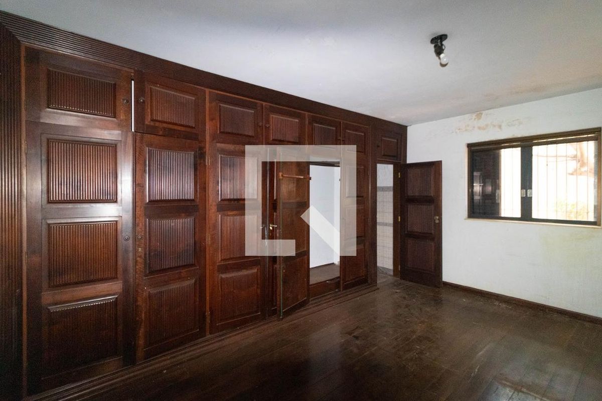 Casa à Venda - Nova Campinas, 4 Quartos,  357 m2 em , Campinas - sp | SoloBR