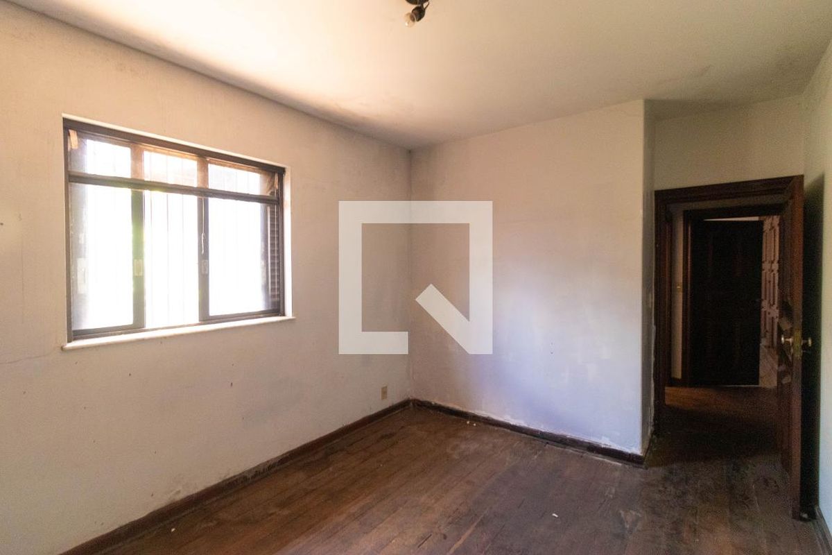 Casa à Venda - Nova Campinas, 4 Quartos,  357 m2 em , Campinas - sp | SoloBR