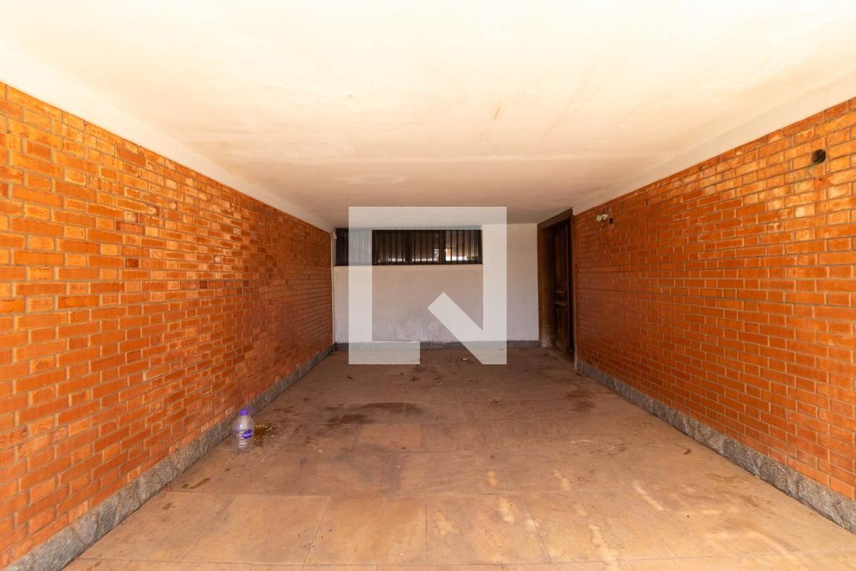 Casa à Venda - Nova Campinas, 4 Quartos,  357 m2 em , Campinas - sp | SoloBR