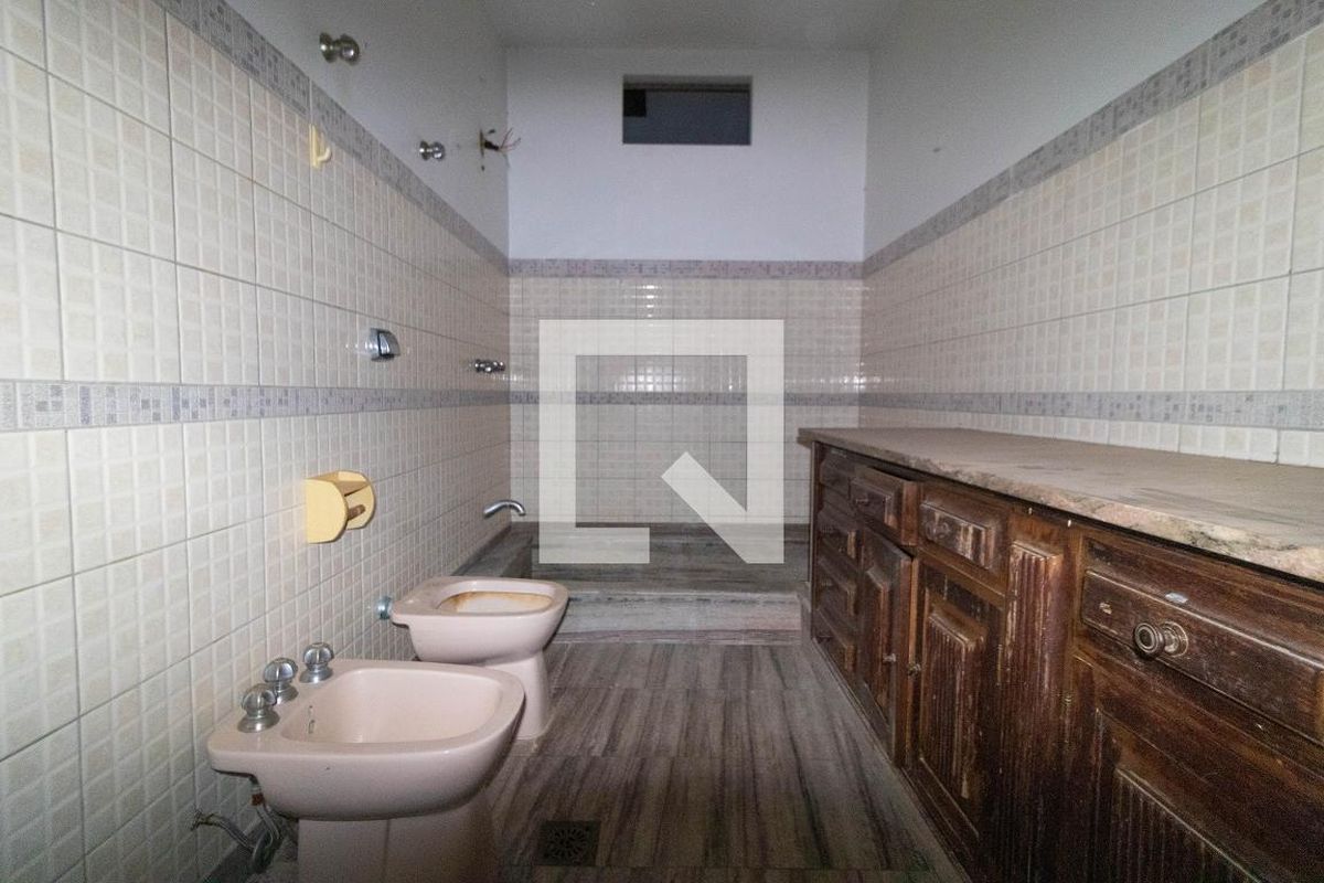 Casa à Venda - Nova Campinas, 4 Quartos,  357 m2 em , Campinas - sp | SoloBR